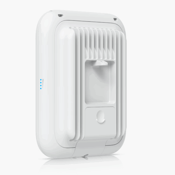 Ubiquiti UniFi U7 Pro Outdoor | WiFi 7 Access Point with IP67 Weatherproofing, 2.5GbE, and 6 Spatial Streams - Image 4
